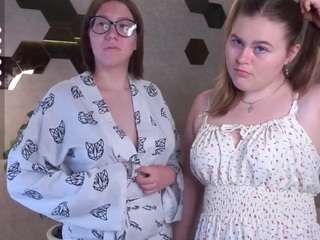 editadowlen webcam model stream image