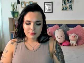 naty-pink webcam camsoda model stream image