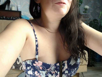 MaryLu23 webcam model stream image