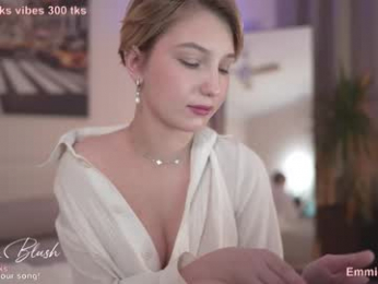emmie_blush webcam chaturbate model stream image