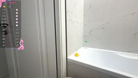 avroramey webcam stripchat model stream image