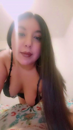 Cami_l0v webcam model stream image
