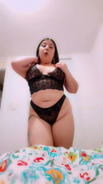 Cami_l0v webcam model stream image