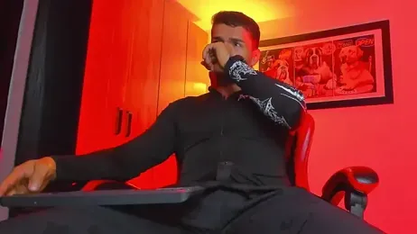 ALPHA_DOMINUS_ webcam model stream image