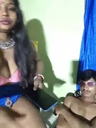 Yourmanu webcam model stream image