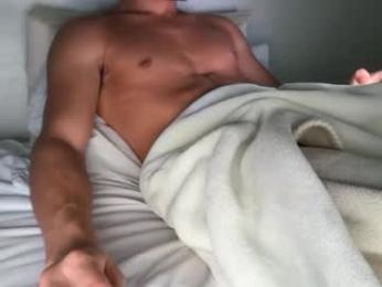 18ynaughtyboyy webcam model stream image