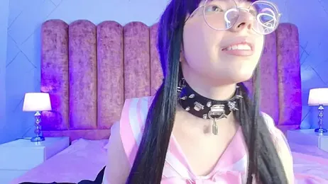 Purplee_Baby webcam model stream image