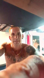 Fitnessbeasthot webcam cam4 model stream image