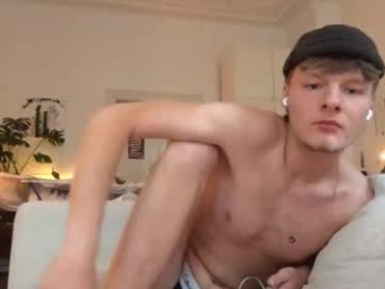 luke200404 webcam model stream image