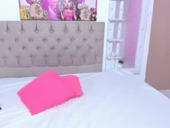 sophie_queem webcam model stream image