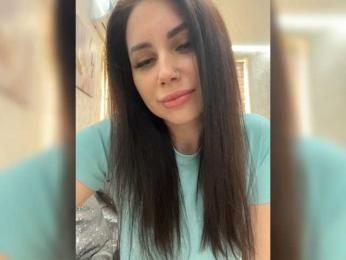 Y_Leiki webcam bongacams model stream image