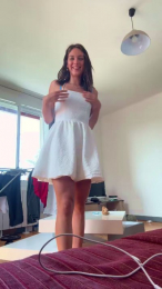 Lola01_ webcam model stream image