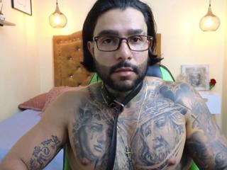 Apolo Rousse webcam model stream image