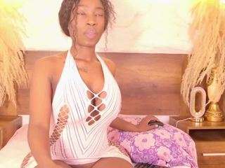 molly-jackson webcam model stream image