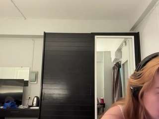 melaniatepp webcam preview