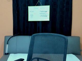 Niick Kollins webcam model stream image