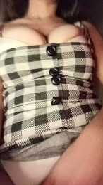 ChryHelena69 webcam model stream image