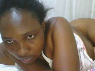 cutyleila webcam model stream image