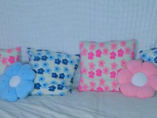 Julia Ranger webcam model stream image