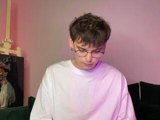 Tayler Wade webcam model stream image
