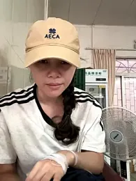 Adora188 webcam model stream image