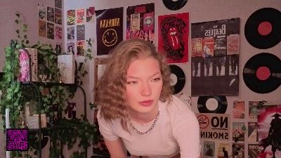 HoneySchuepfer webcam model stream image