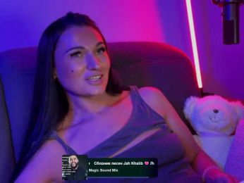 _UkRaiNo4Ka_ webcam model stream image