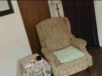 hidden_gold_milf webcam model stream image