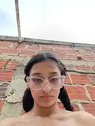 Ary-18 webcam model stream image