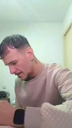 Elnene1995 webcam cam4 model stream image