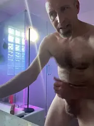 El_Gizmo webcam model stream image