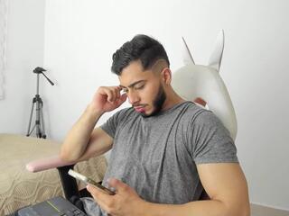 Niko Steel webcam model stream image