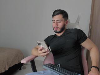 Niko Steel webcam flirt4free model stream image