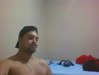 Xcumshot33 webcam model stream image
