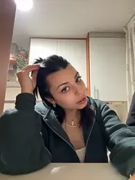 Noeliagglow webcam model stream image