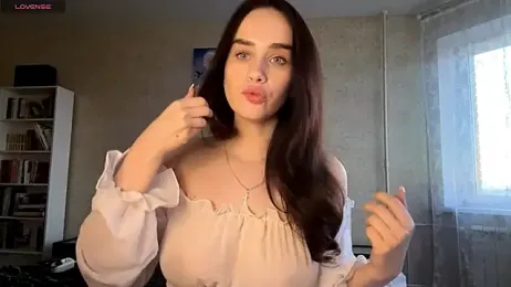 Quiet_luxury webcam model stream image