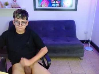 alexcum_18 webcam model stream image