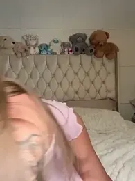 cydneyxox webcam stripchat model stream image