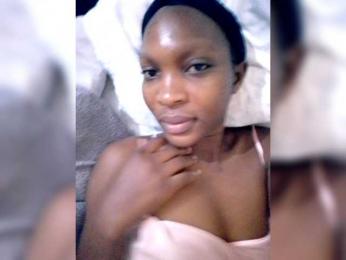 Dina-Nina webcam model stream image