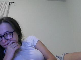 Bambi Bi webcam model stream image