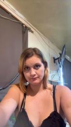 Avery_doll21 webcam cam4 model stream image