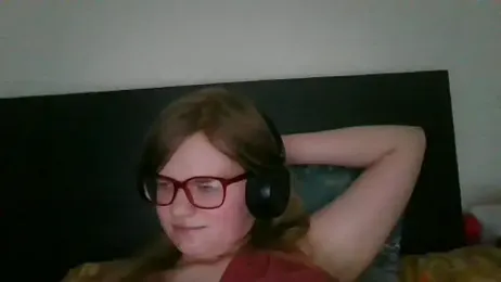 Moonolighta webcam model stream image