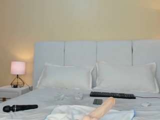 cinnamong webcam model stream image