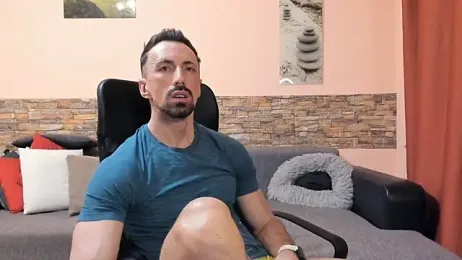 HotHunkTrainer webcam model stream image