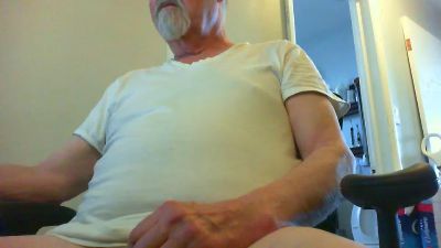 DaddyBeBad webcam model stream image