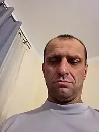 Roman0798 webcam model stream image