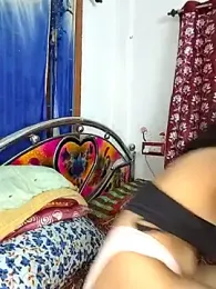 Riya_35_sexy webcam model stream image