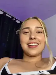 Irisweet_ webcam model stream image