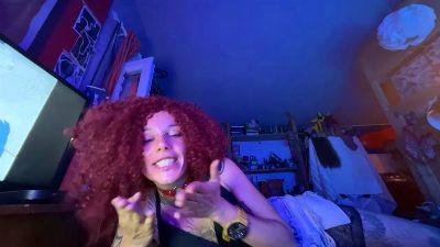SpacerWoman webcam model stream image