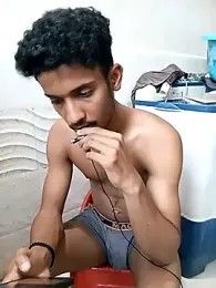 curlyhairboy_ webcam model stream image